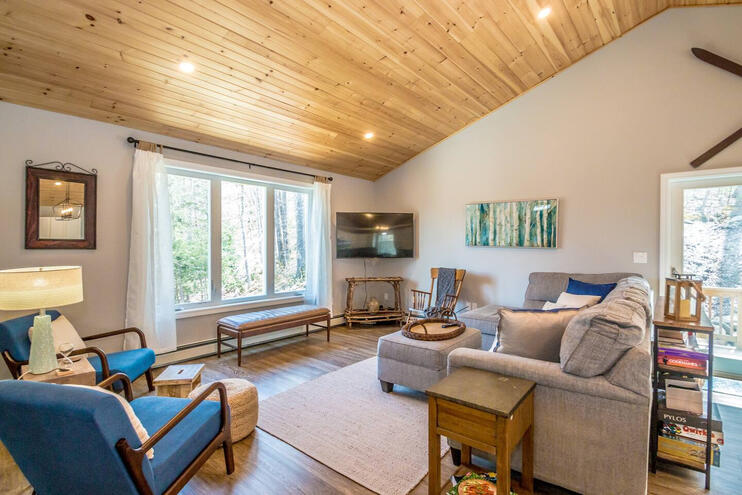 Conway Vacation House Living Room Window View